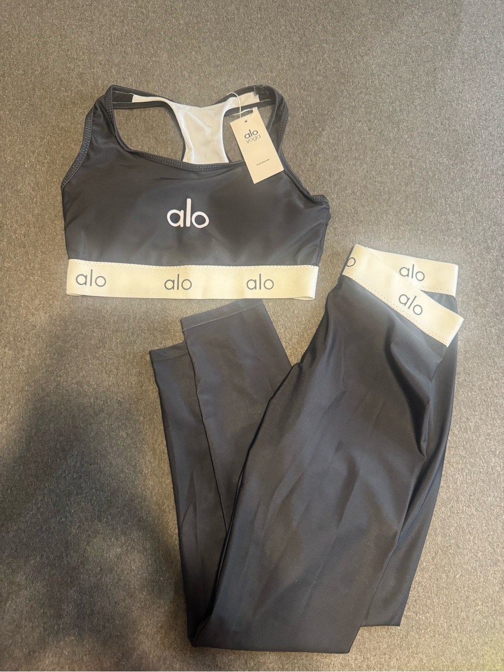 ALO Yoga Black Sports Bra & Leggings Set with White Logo Band